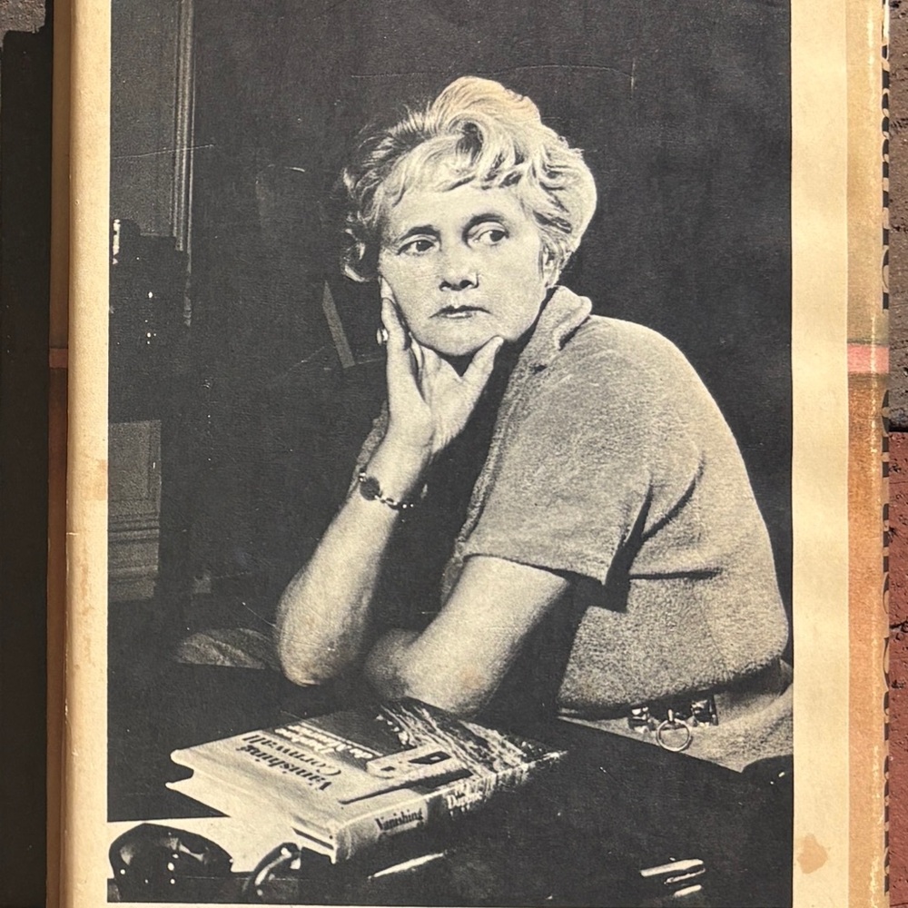 2 Daphne du Maurier The Flight of the Falcon The House on the Strand Historical